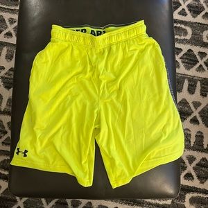 Under armour basketball shorts. Size small